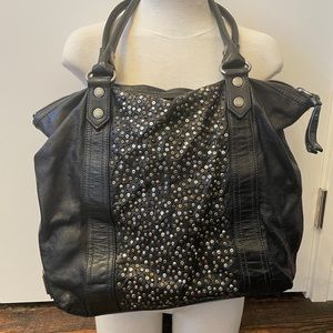 Frye shoulder bag/Excellent condition